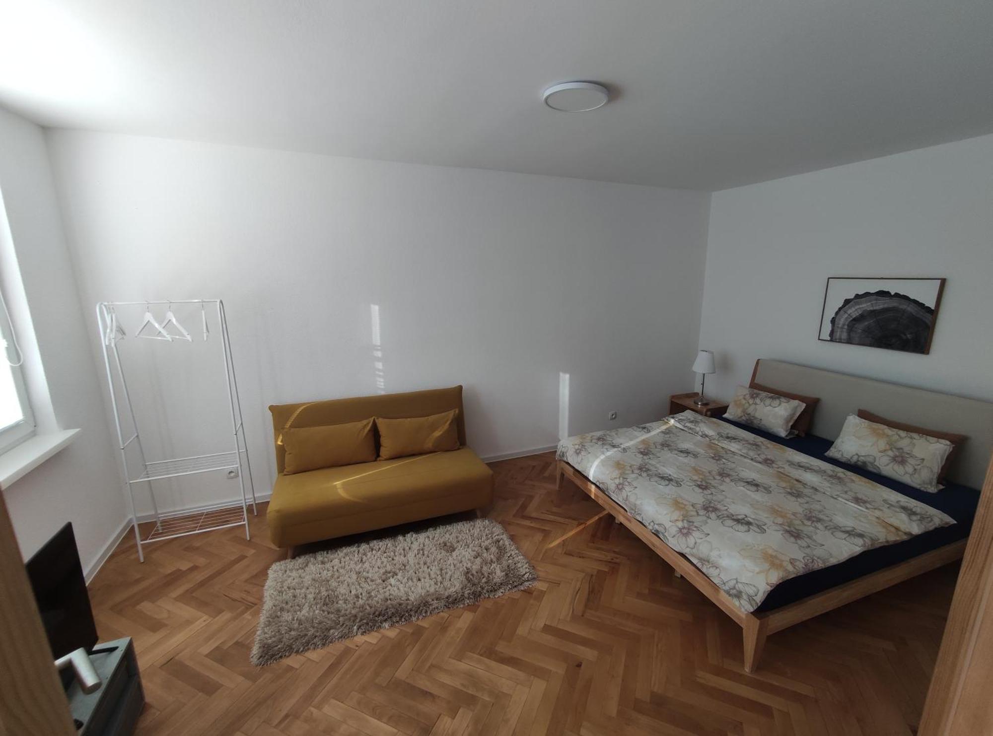 Sky Apartment Prievidza Habitación foto